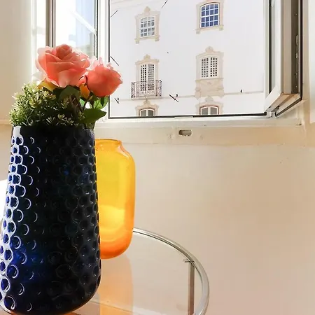 Charming And Stylish Downtown In Xix Century Building Lägenhet
