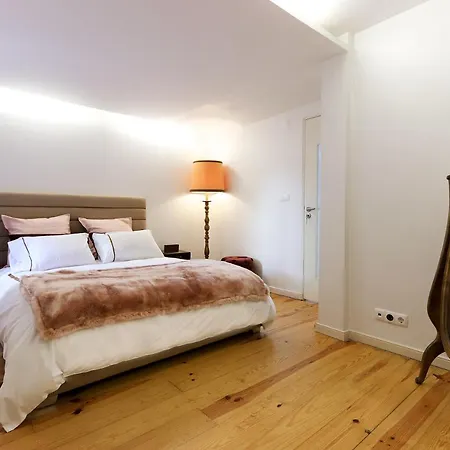 Charming And Stylish Downtown In Xix Century Building Apartment Lisbon