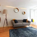 Lejlighed Charming And Stylish Downtown In Xix Century Building