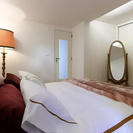 Charming And Stylish Downtown In Xix Century Building Lägenhet *